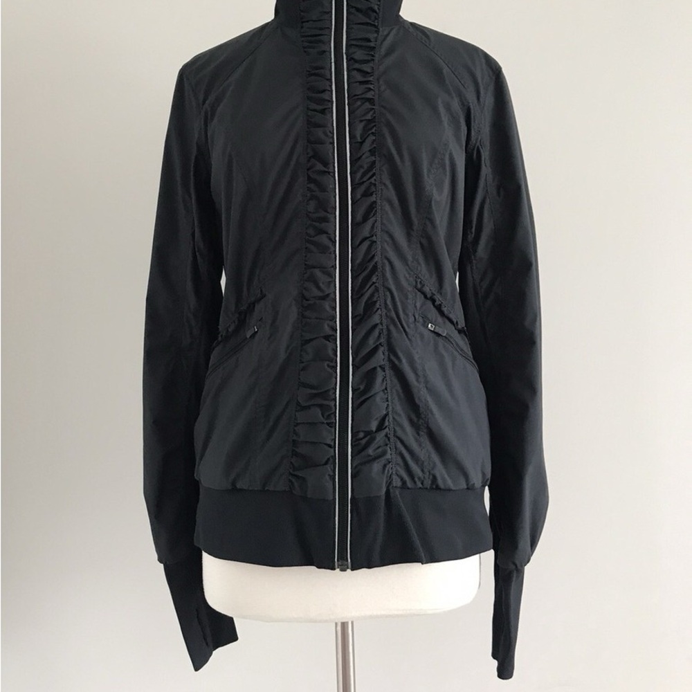 LULULEMON FULL ZIP LONG SLEEVE FULLY LINED ZIP POCKETS JACKET SIZE 6